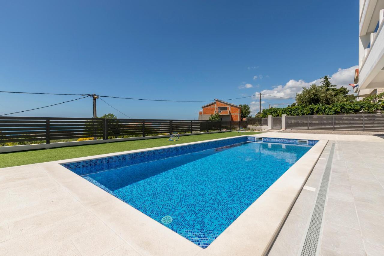 Luxury Villa La Nonna Ana - Heated Pool, Sea View, Near Split Каштела Экстерьер фото